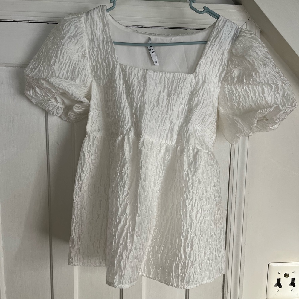 Structured square neck blouse